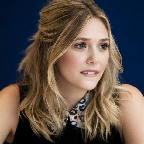 13 beautiful photos of Elizabeth Olsen